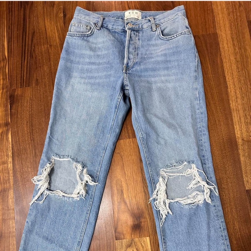 Free People “we the free” ripped jeans, size 26